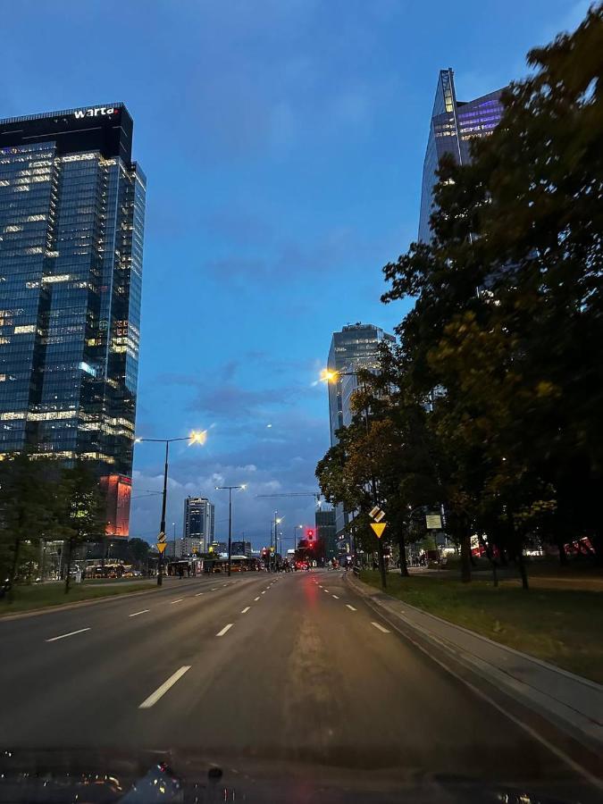 Apartament Centrum, Miejsce Parkingowe W Cenie 바르샤바 외부 사진