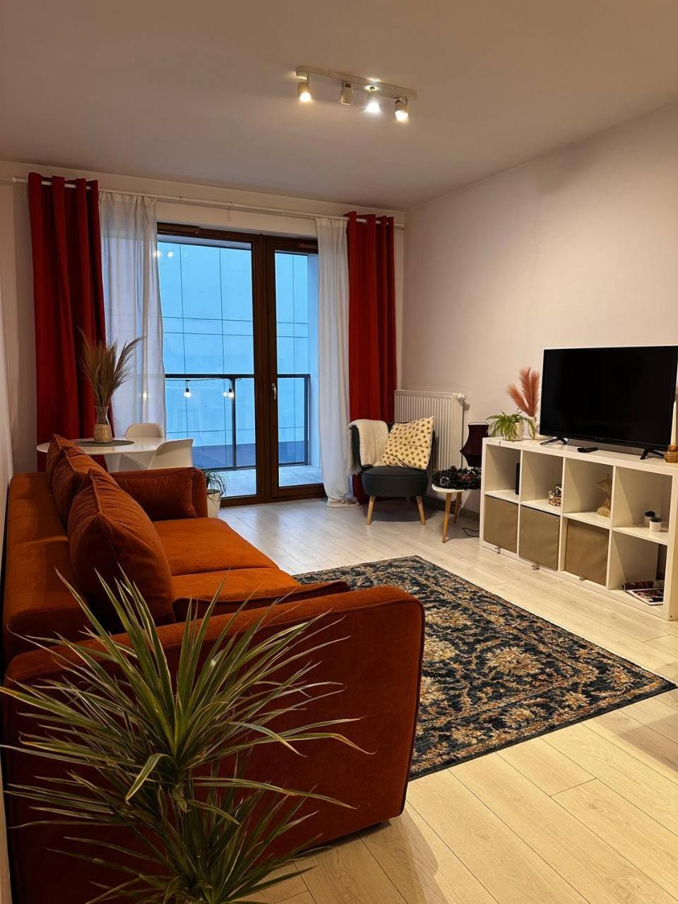Apartament Centrum, Miejsce Parkingowe W Cenie 바르샤바 외부 사진